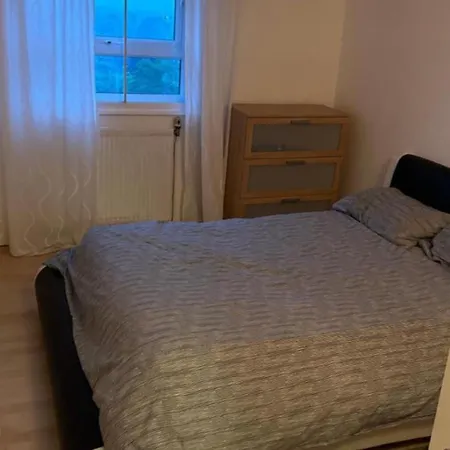 Guest house Normanton Birmingham