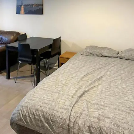 Guest house Normanton Birmingham