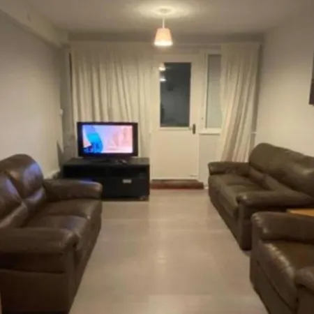 Normanton Guest house