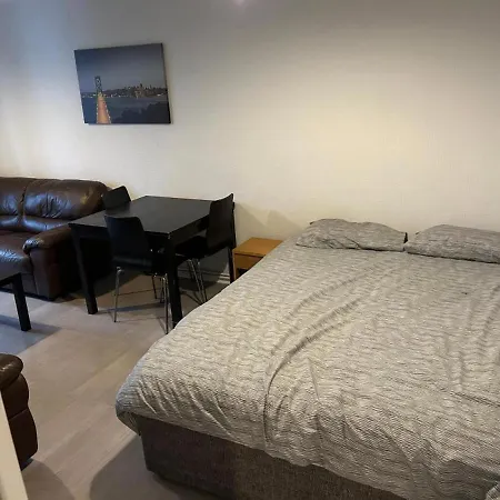 Guest house Normanton *