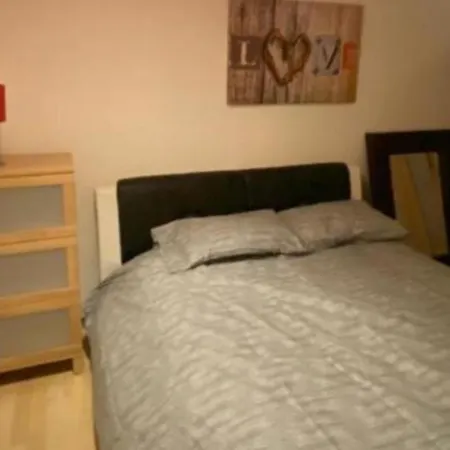 Normanton Guest house *