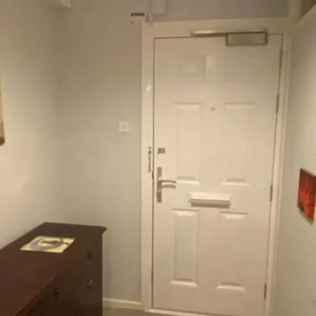 Guest house Normanton Birmingham