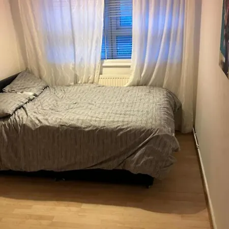 Guest house Normanton *